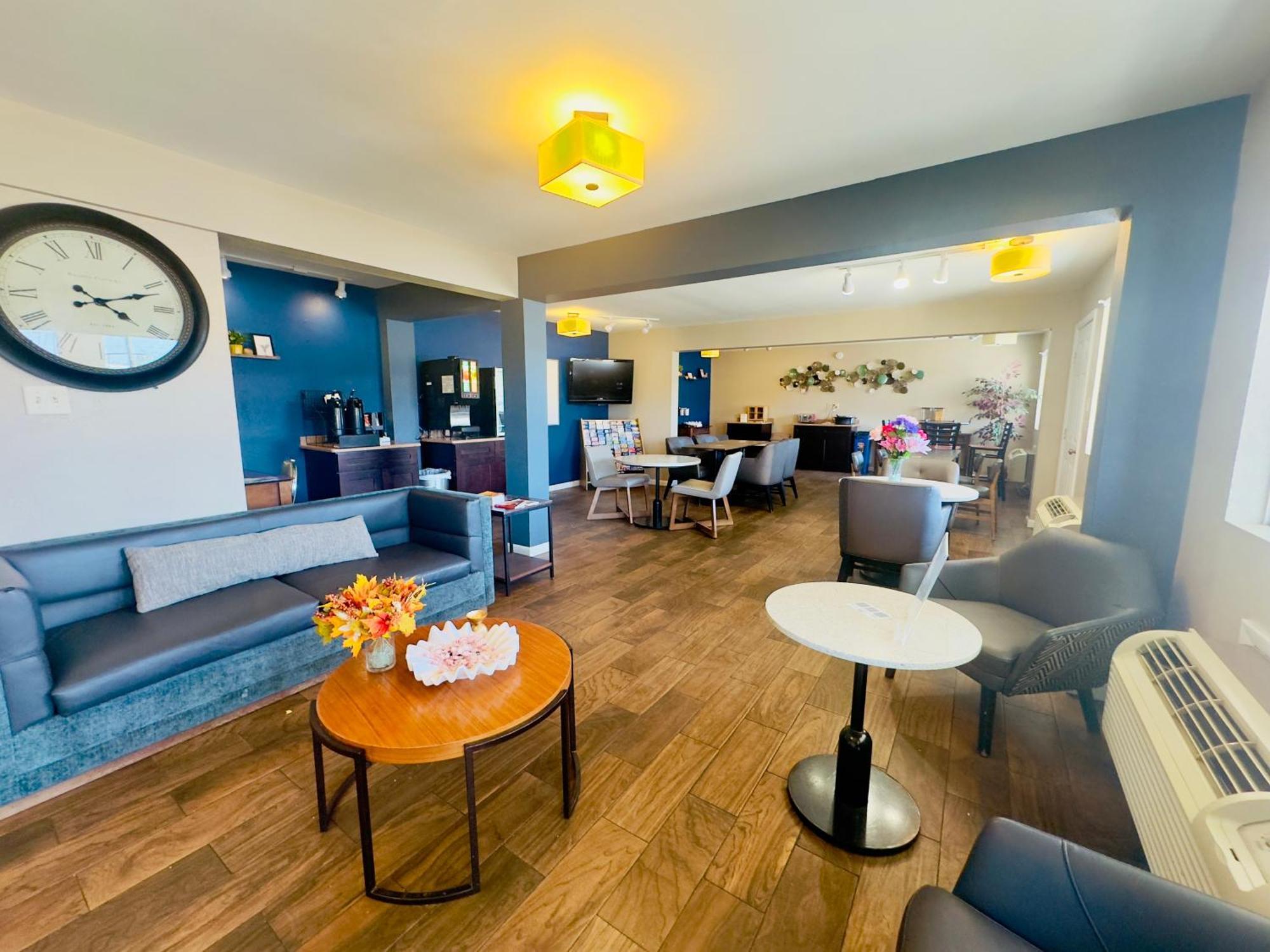 Deluxe Inn & Suites Junction City Buitenkant foto